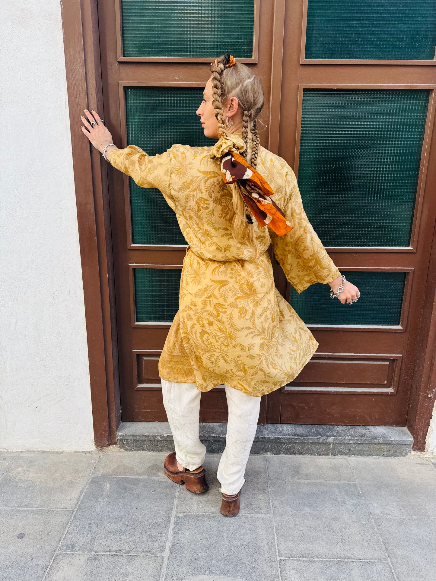 Kardash Kimono Medium – Up-cycled Vintage Sari Kimono