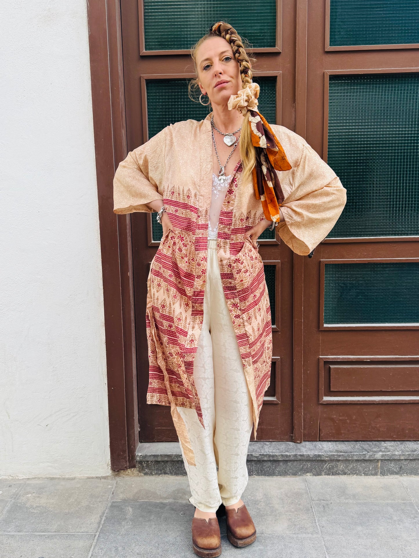 Kardash Kimono Medium – Up-cycled Vintage Sari Kimono