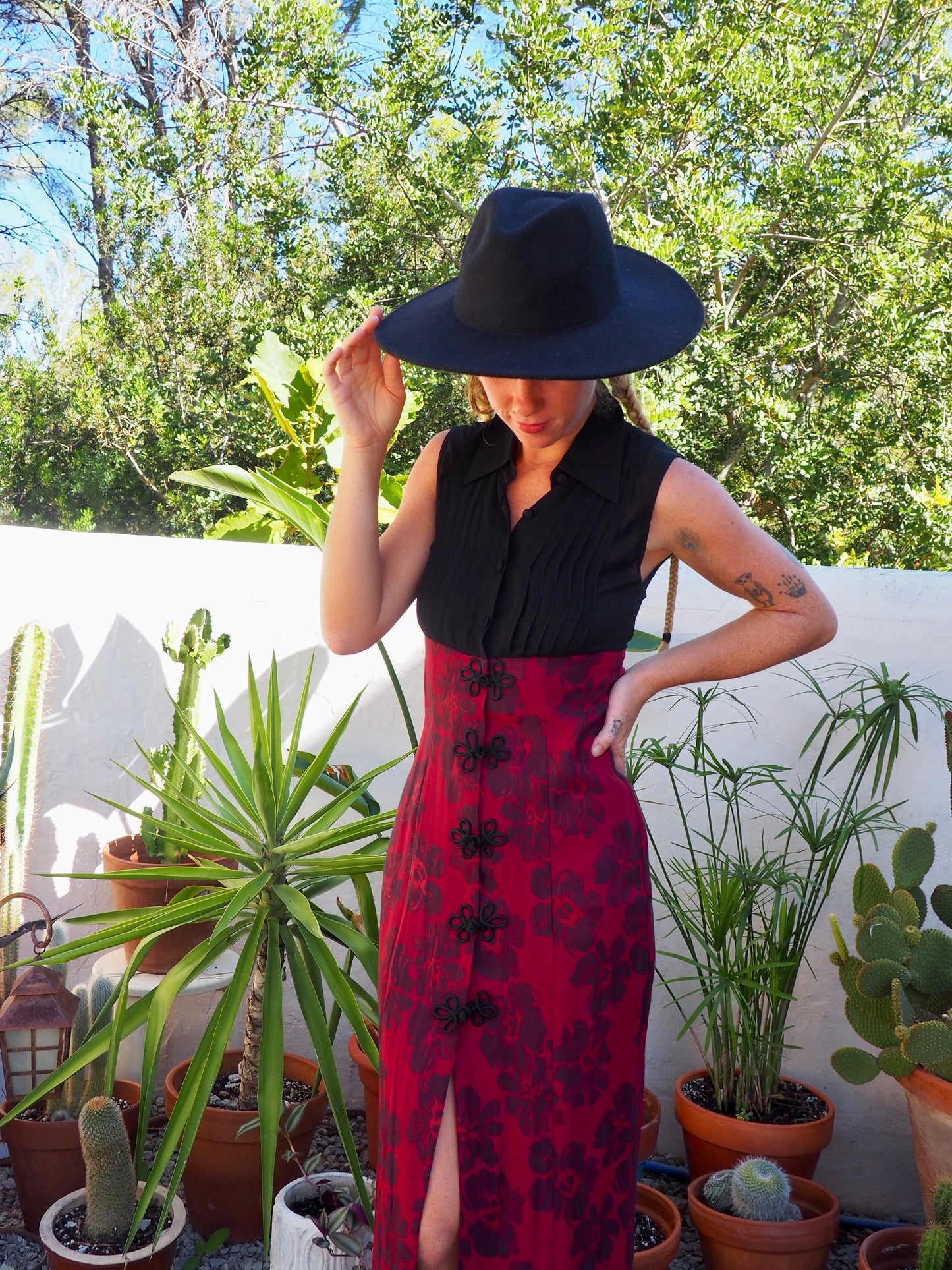 Vintage Chinese printed red and black dress super cool big button fastening details