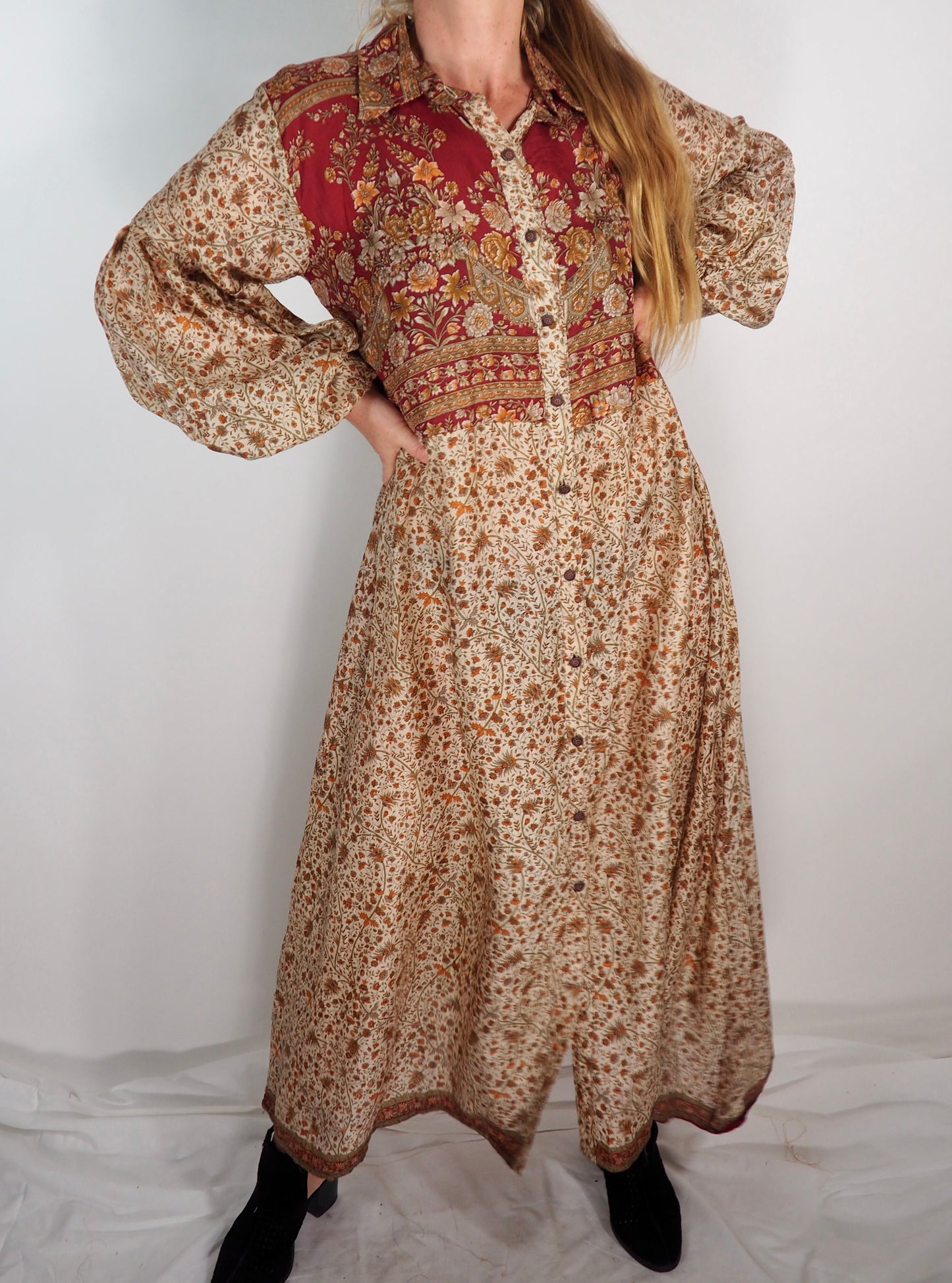 The Lenya Up-cycled Vintage Sari Dress – Sustainable Boho Dress with Oversized Sleeves Matching Scrunchy & Storage Bag