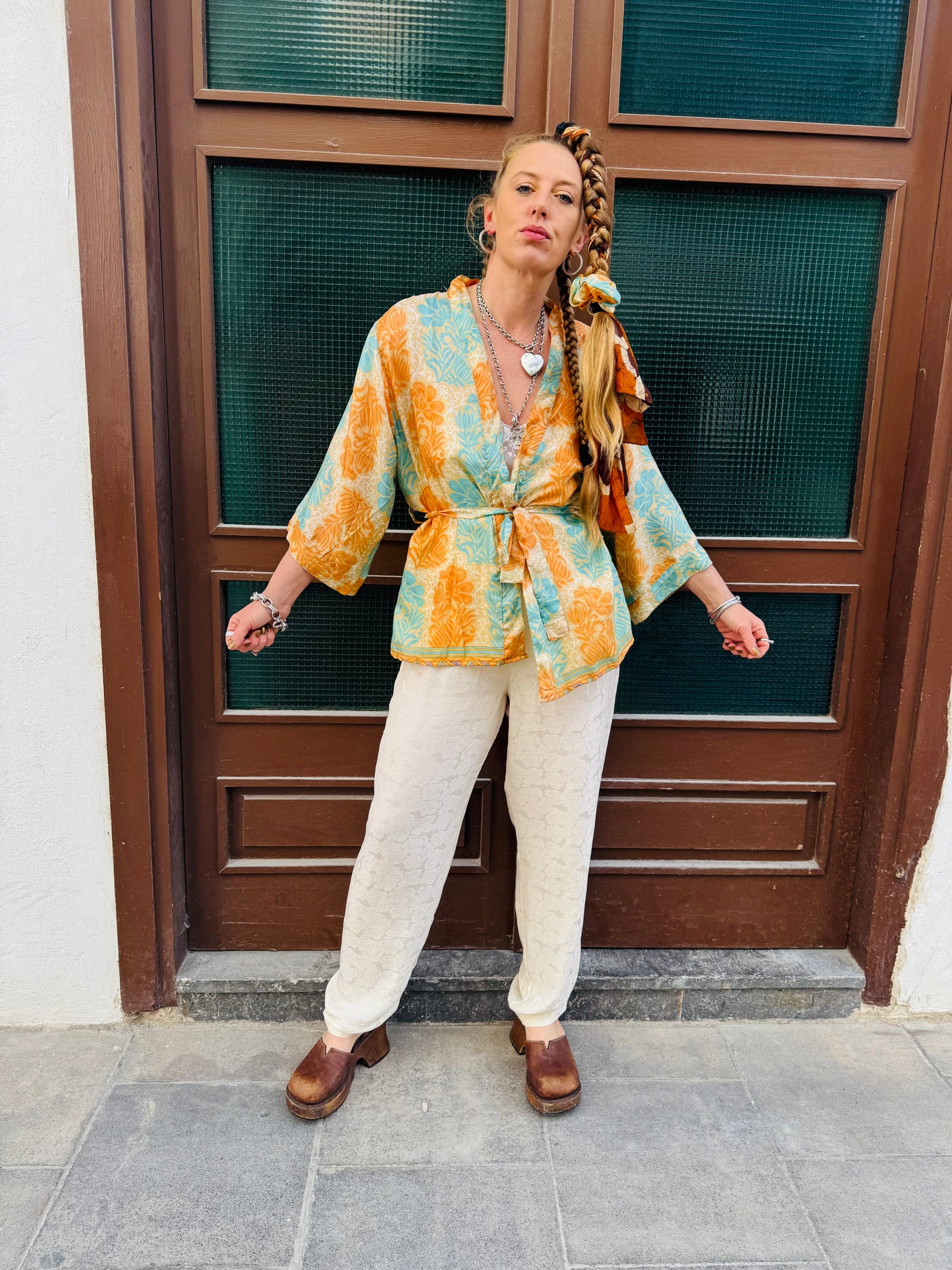 Kardash Kimono Short – Up-cycled Vintage Sari Kimono