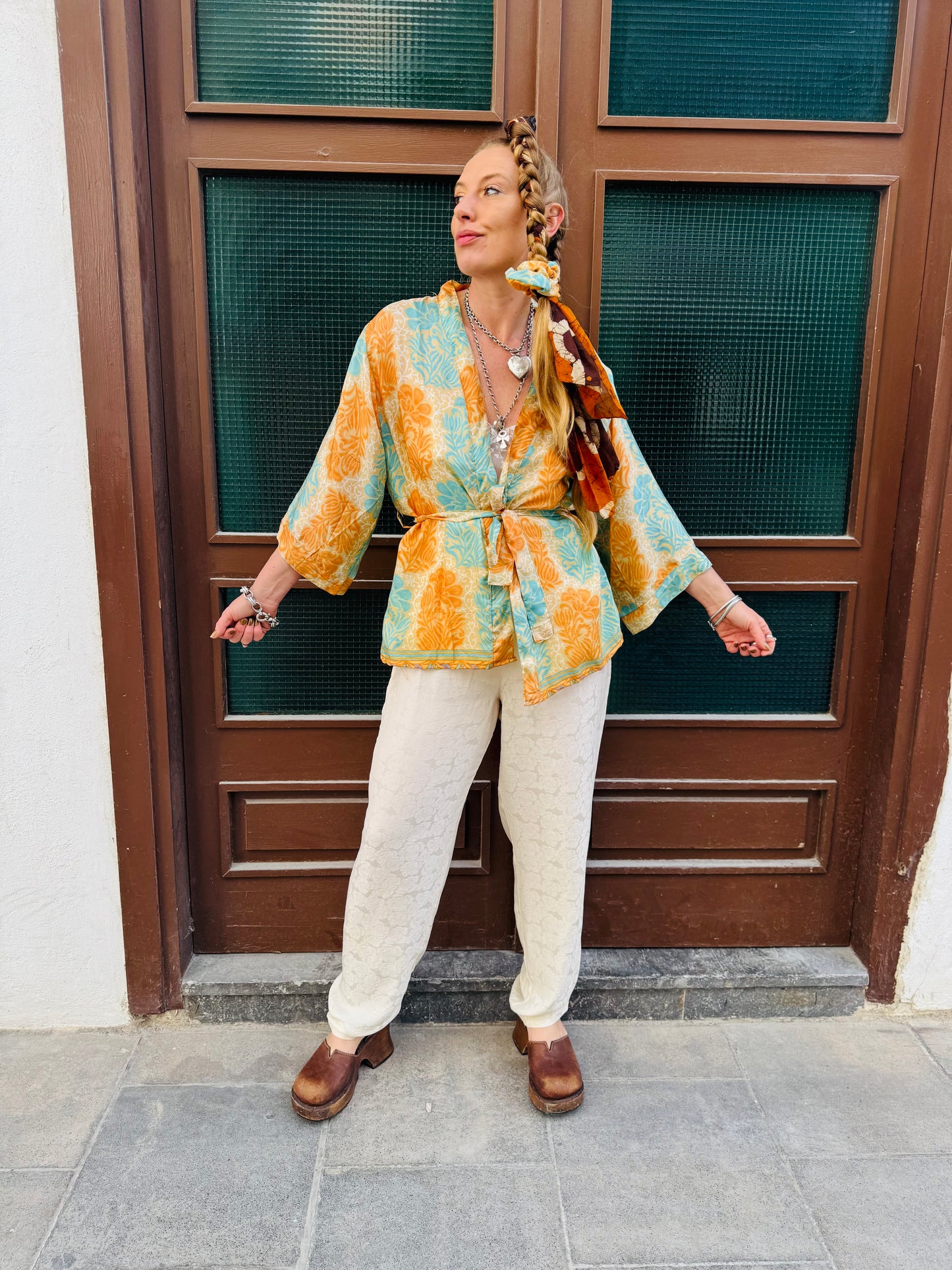 Kardash Kimono Short – Up-cycled Vintage Sari Kimono