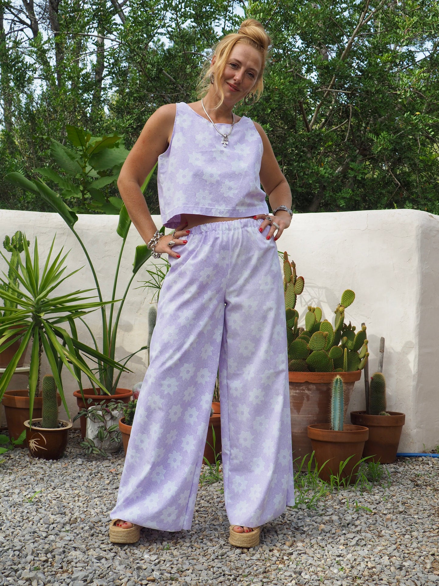 Vintage purple and white floral pattern textiles crop top t-shirt up-cycled by Vagabond Ibiza