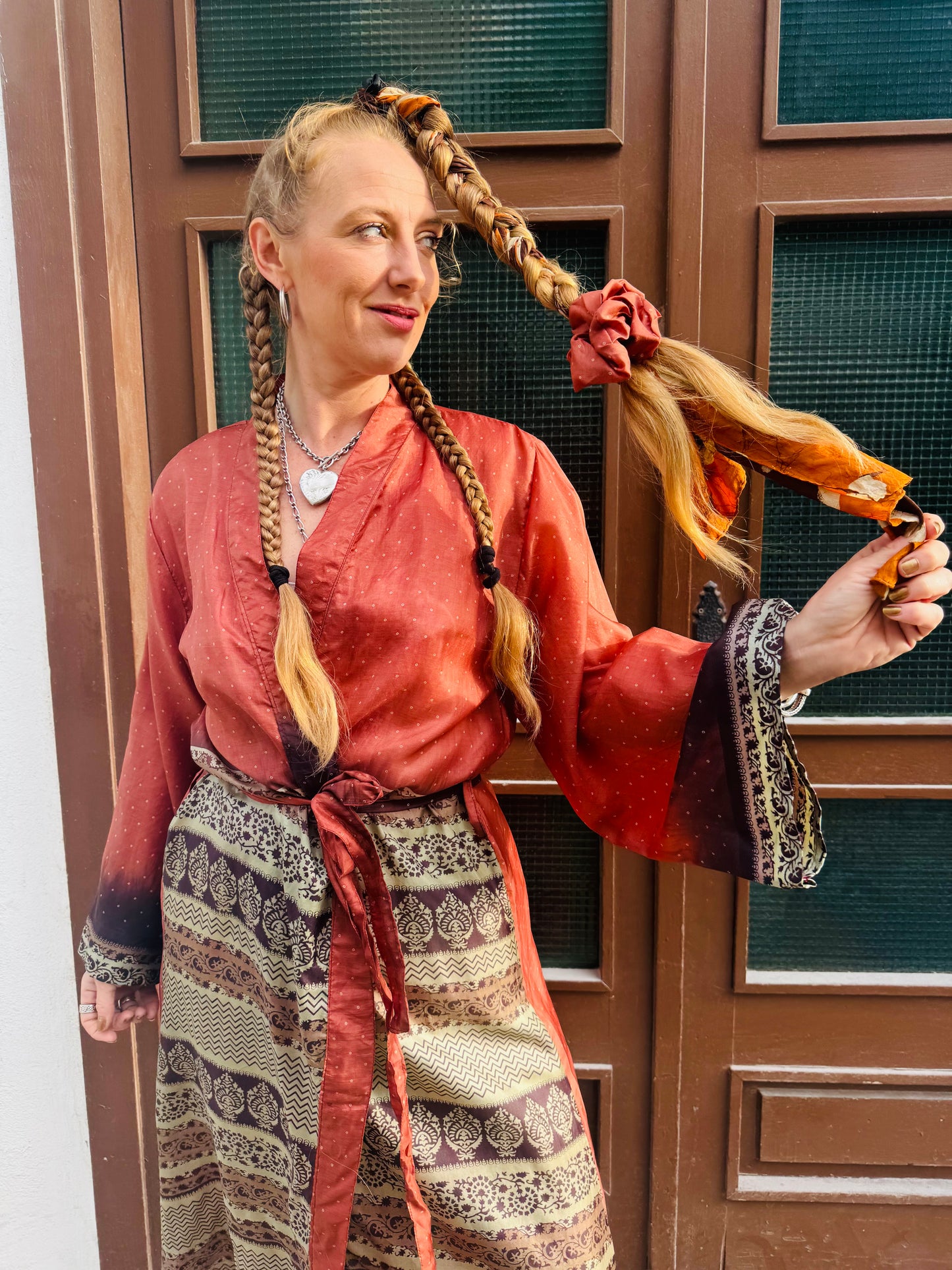 Kardash Kimono Long – Up-cycled Vintage Sari Kimono