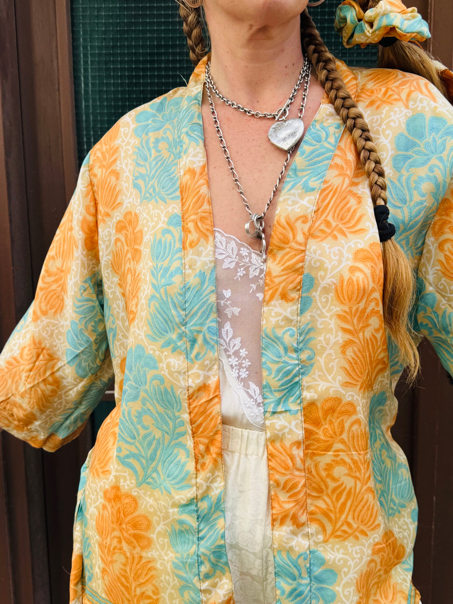 Kardash Kimono Short – Up-cycled Vintage Sari Kimono