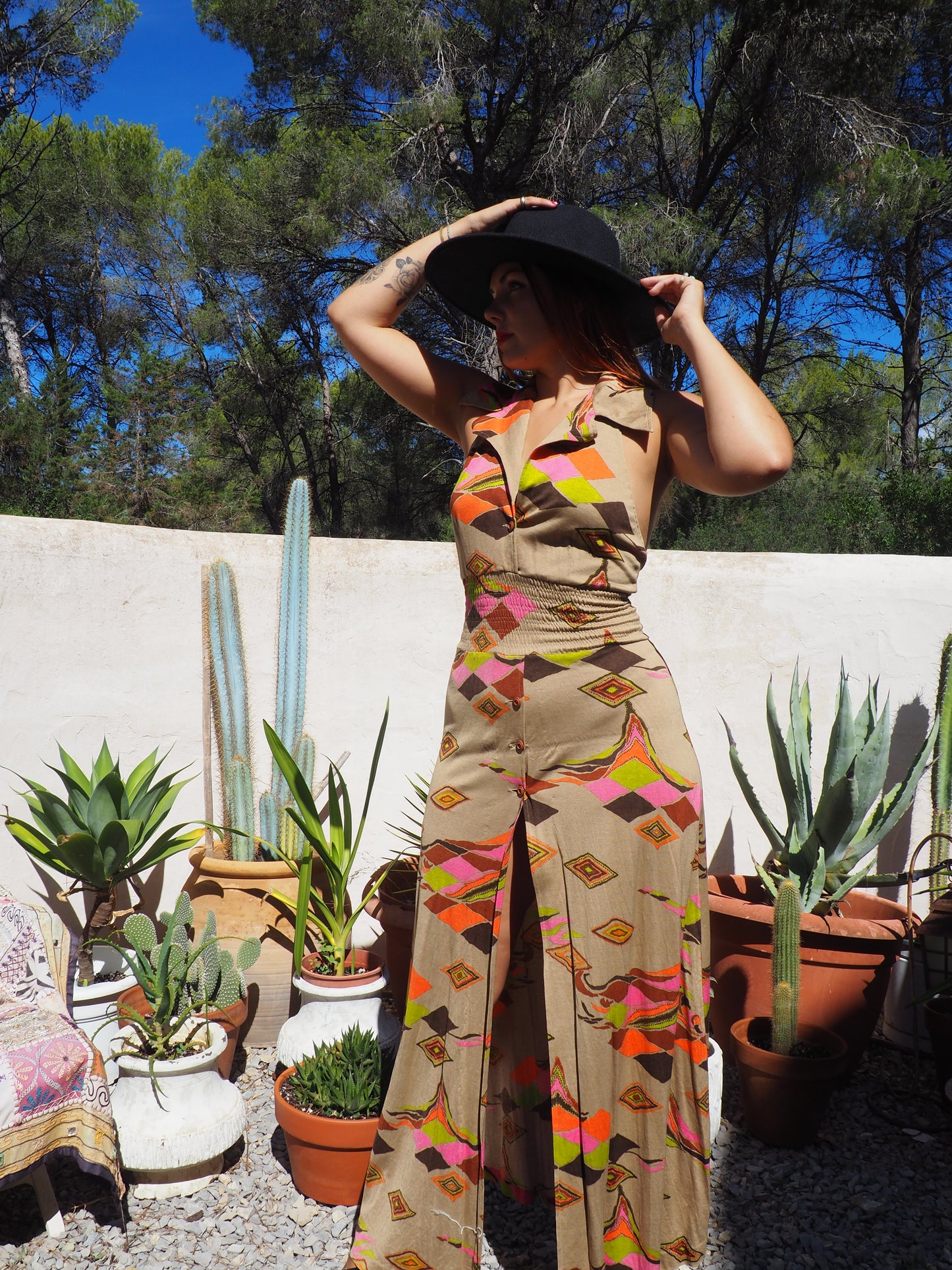 Vintage 1970’s super cool abstract printed maxi dress with a halter neck and cool collar details.