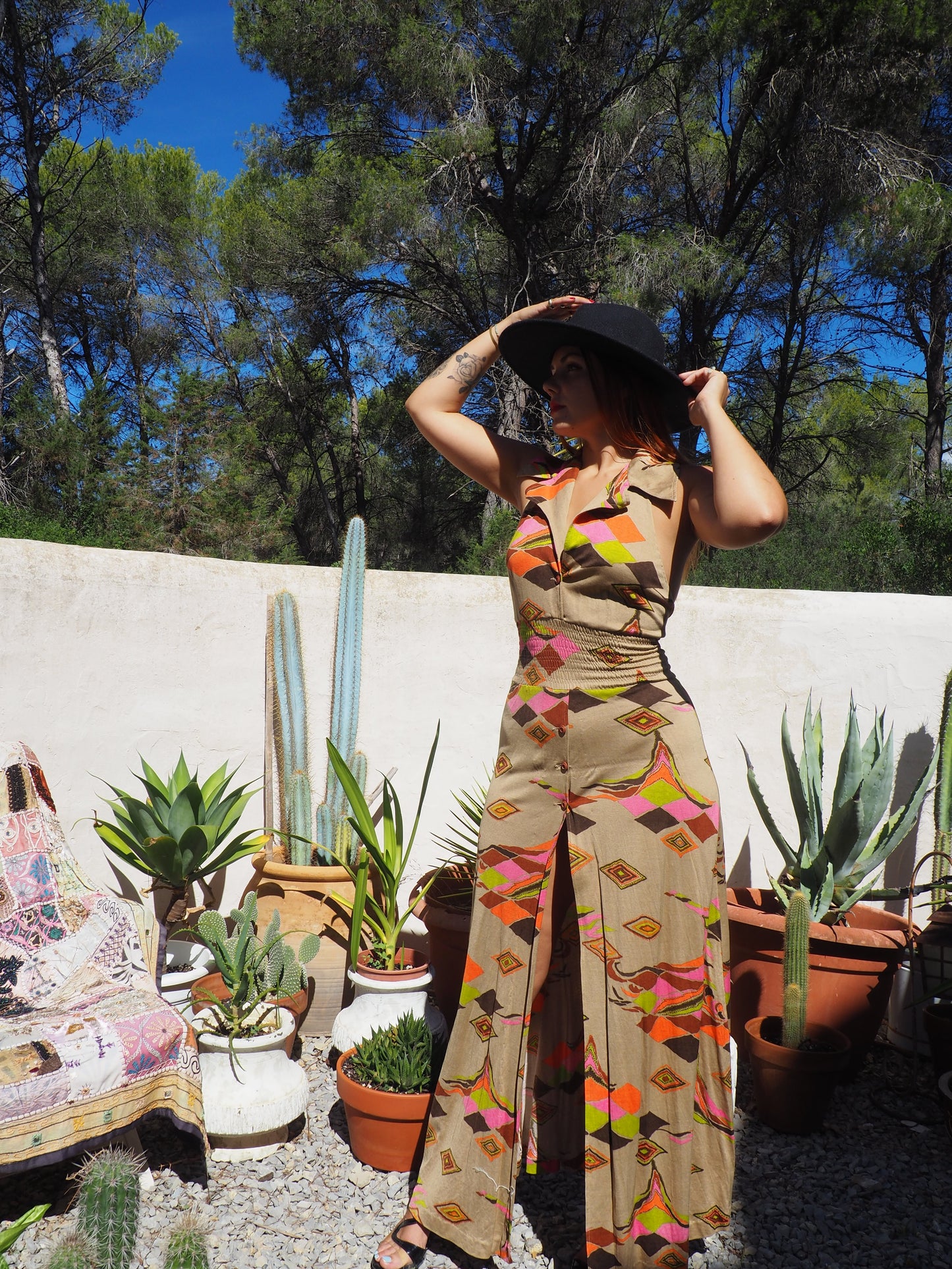 Vintage 1970’s super cool abstract printed maxi dress with a halter neck and cool collar details.