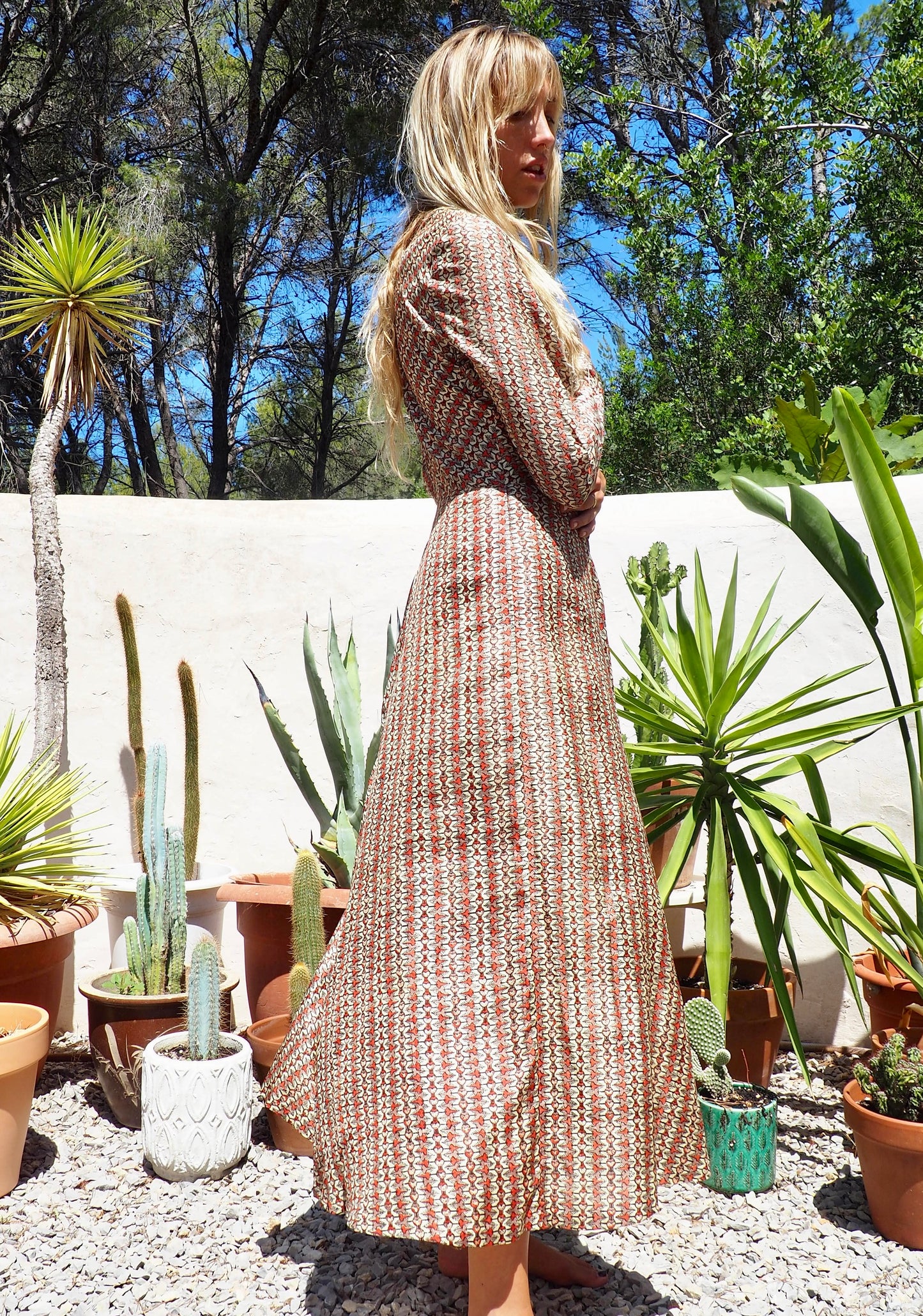 Vintage original Indian 1970’s puré fine silk block printed dress made for the English market very cute and unique with old Indian Lable
