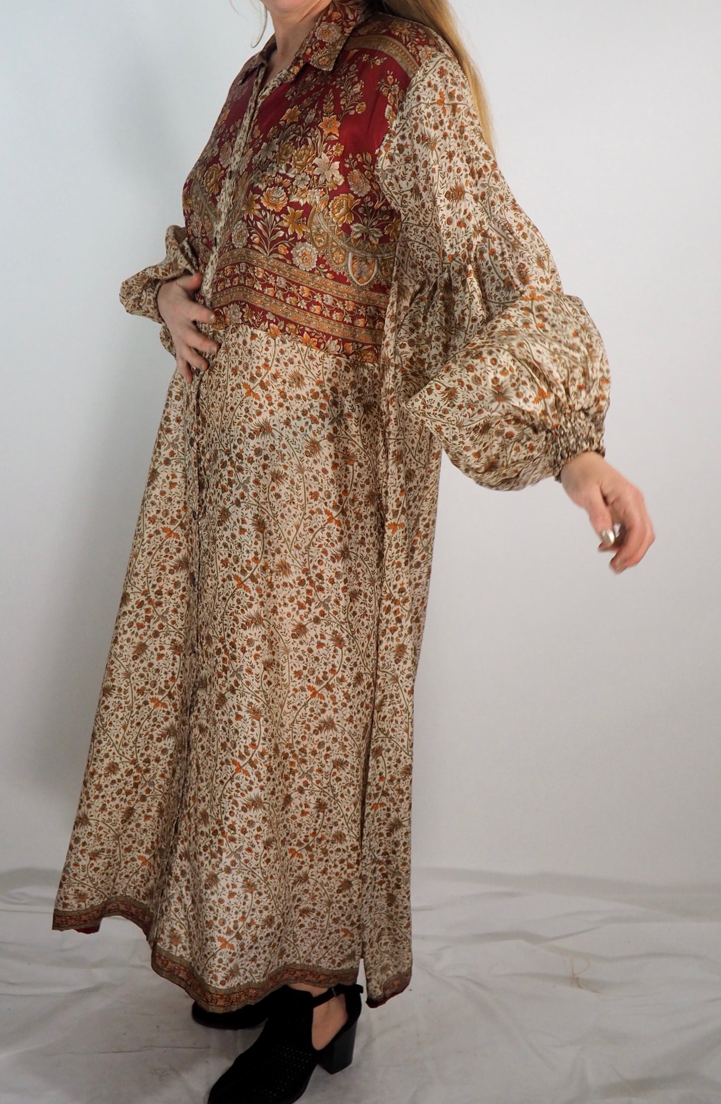 The Lenya Up-cycled Vintage Sari Dress – Sustainable Boho Dress with Oversized Sleeves Matching Scrunchy & Storage Bag