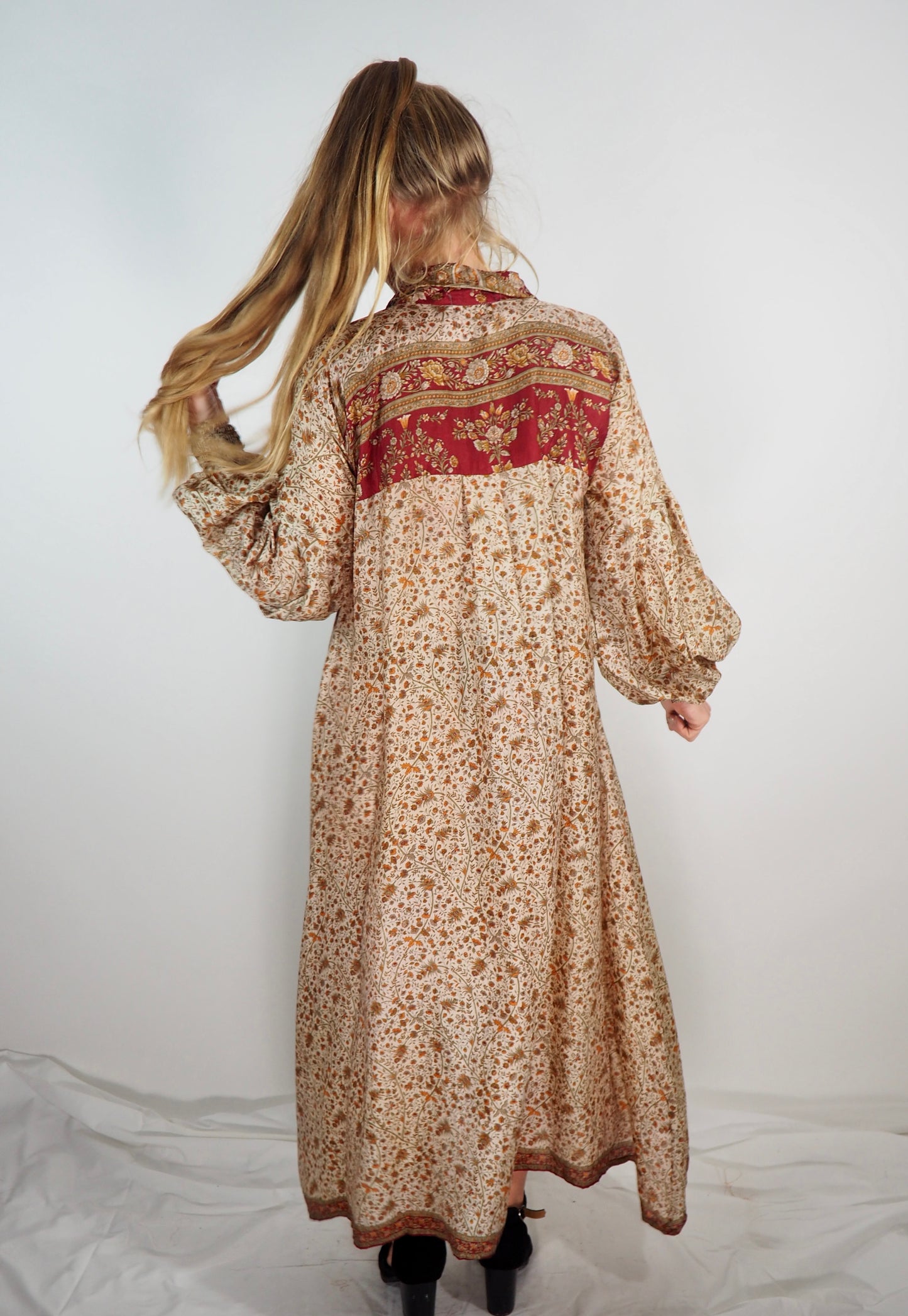 The Lenya Up-cycled Vintage Sari Dress – Sustainable Boho Dress with Oversized Sleeves Matching Scrunchy & Storage Bag