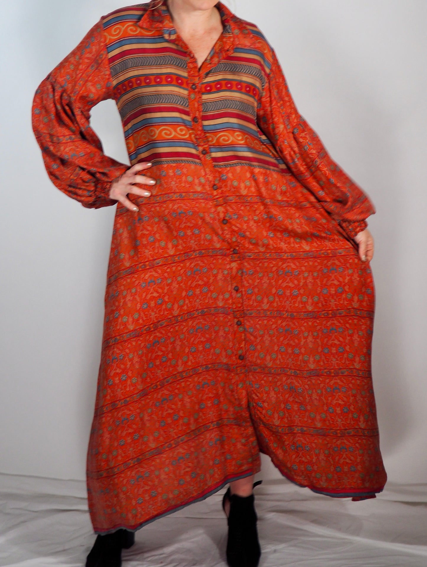 The Lenya Up-cycled Vintage Sari Dress – Sustainable Boho Dress with Oversized Sleeves Matching Scrunchy & Storage Bag*