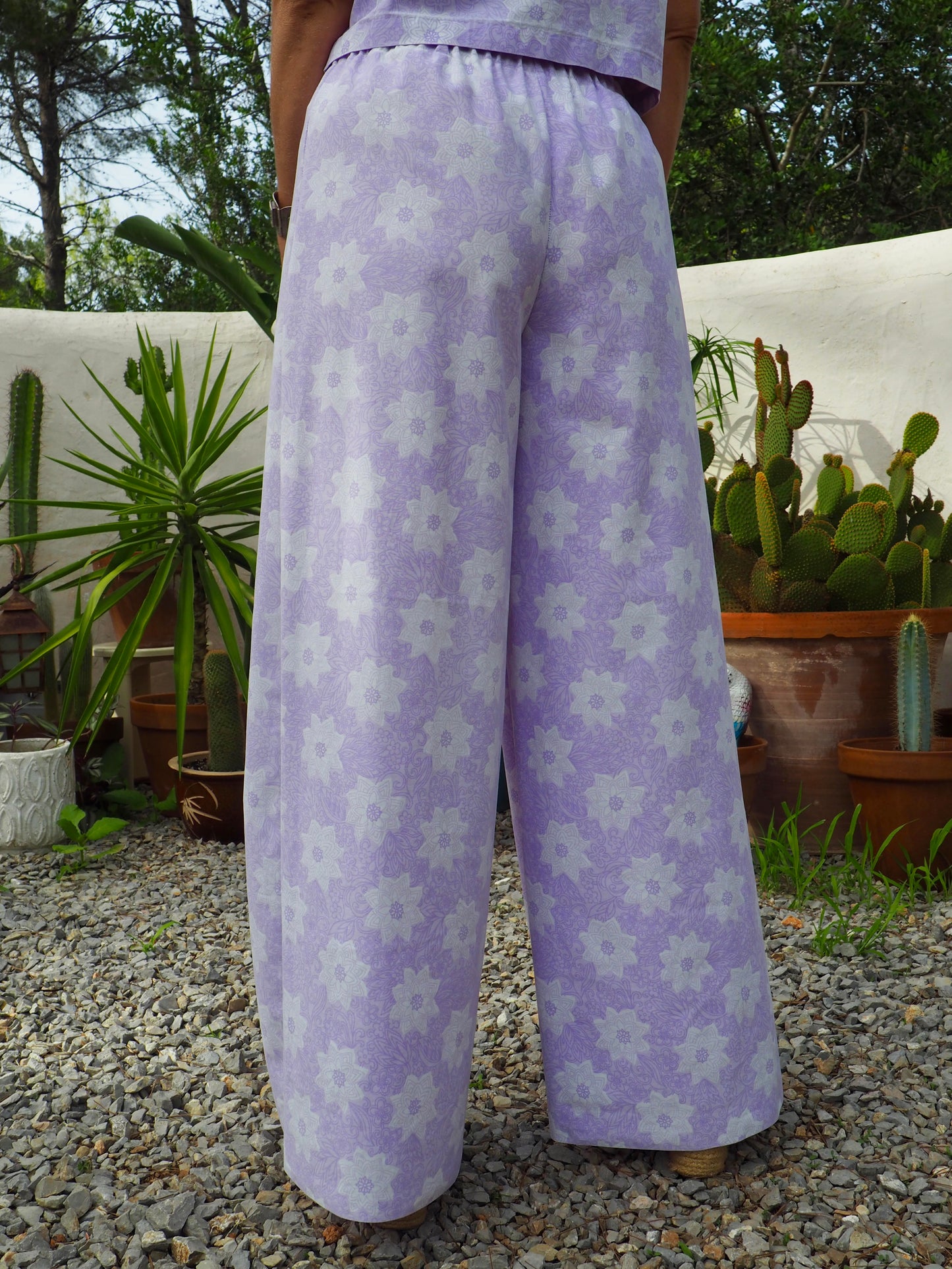 Vintage purple and white floral pattern textiles crop top t-shirt up-cycled by Vagabond Ibiza