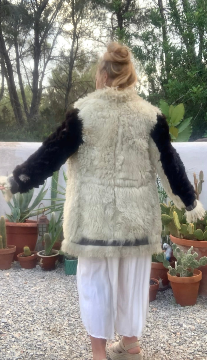 Vintage Classic 1970’s reversible Afghan sheepskin jacket has some small signs of ages some small hole’s