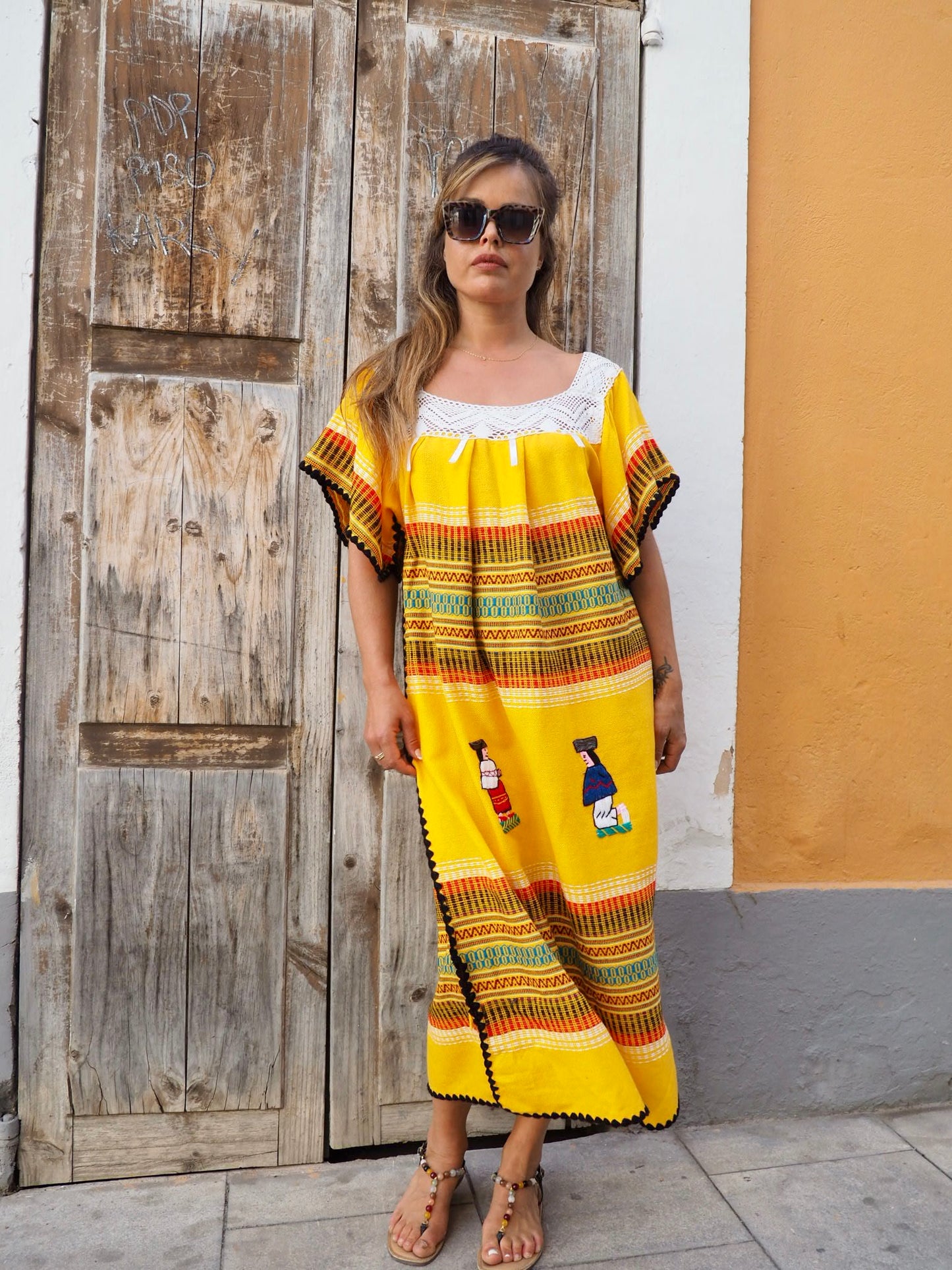 Vintage Mexican yellow woven Kaftan dress with embroidery details