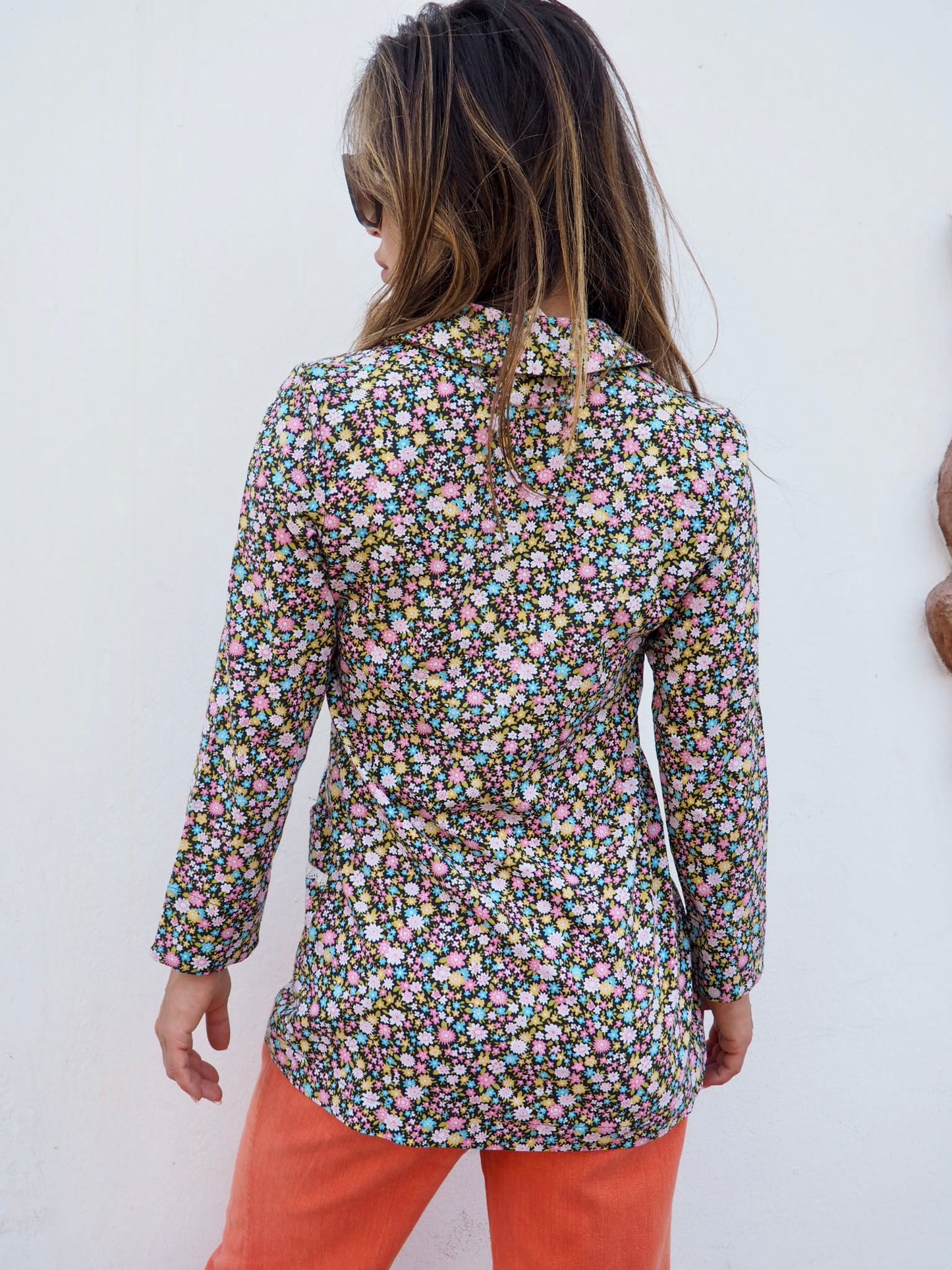 Vintage 1970’s pink and blue ditsy floral cotton long shirt with cool collars and pocket details