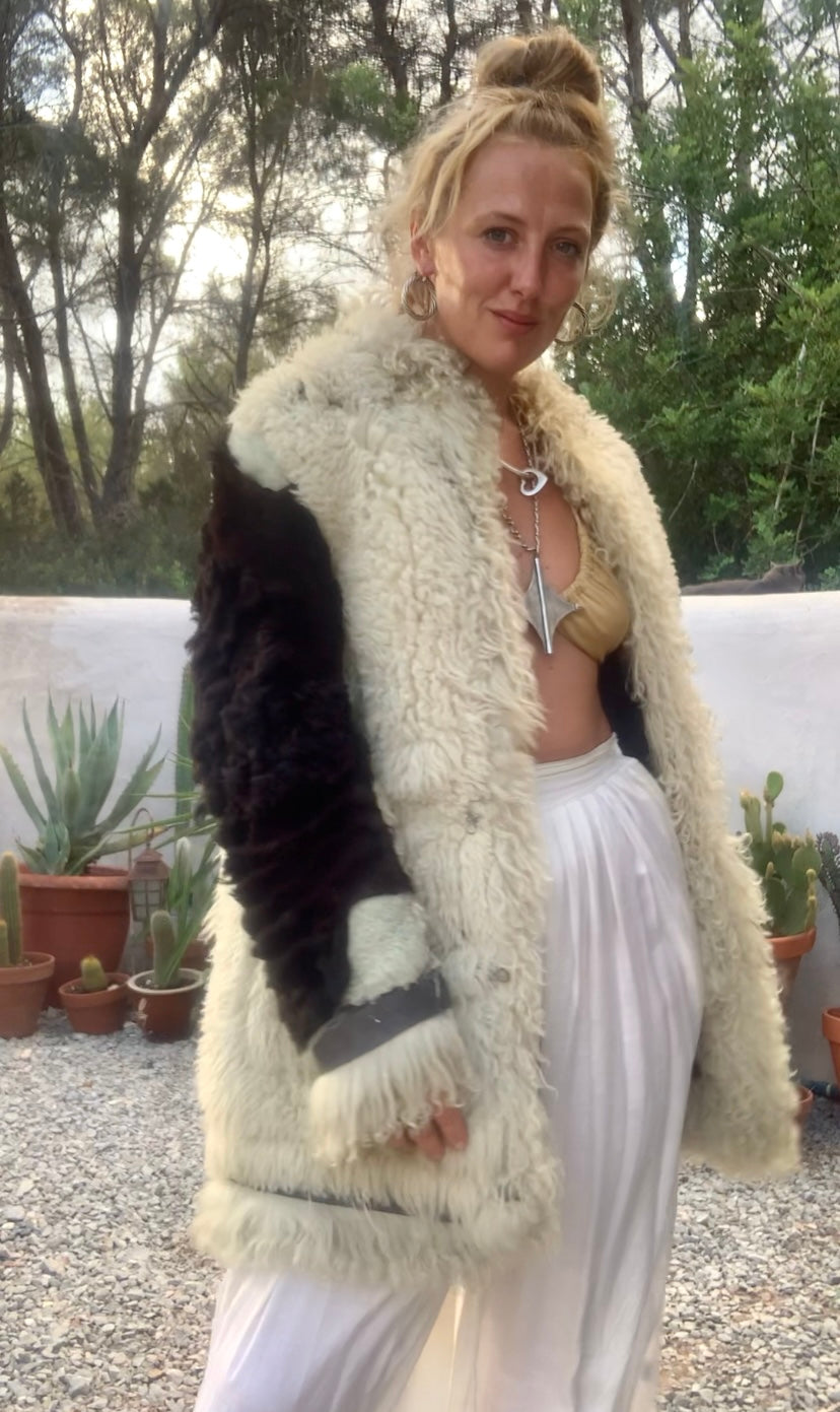 Vintage Classic 1970’s reversible Afghan sheepskin jacket has some small signs of ages some small hole’s