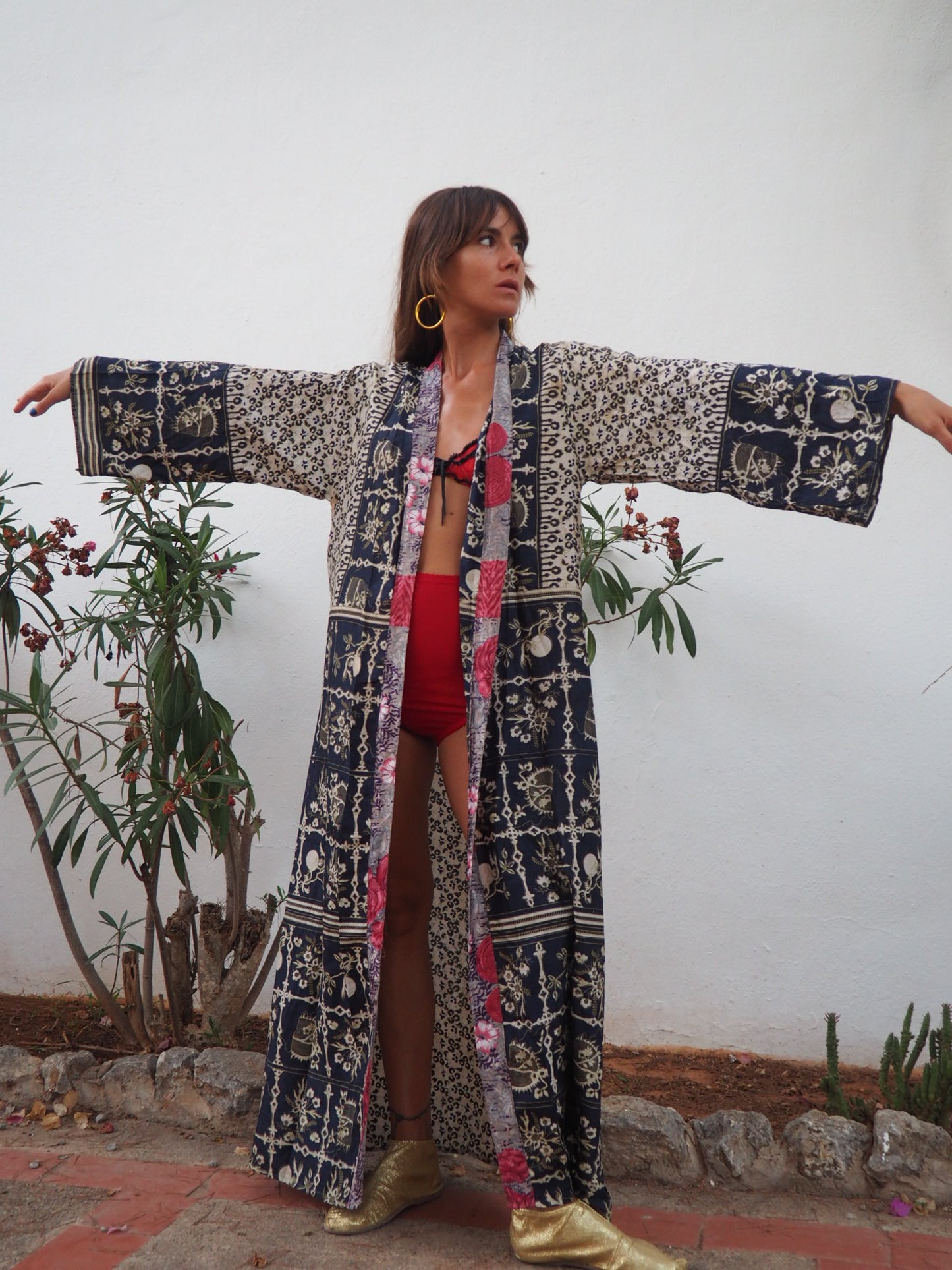 Recycled sari long printed kimono with waist belt