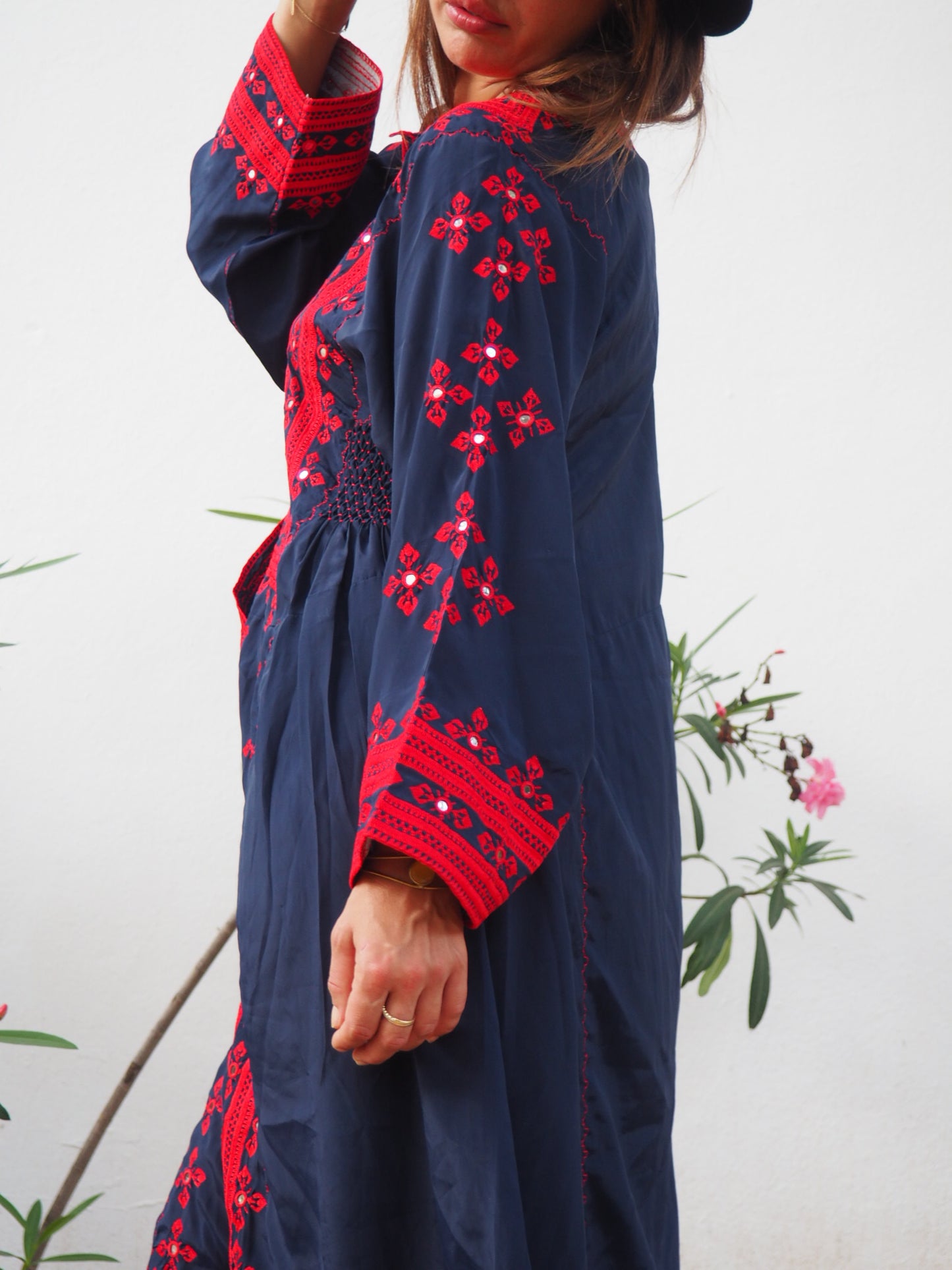 Vintage 1970’s Pakistán hand embroidered Kaftan dress