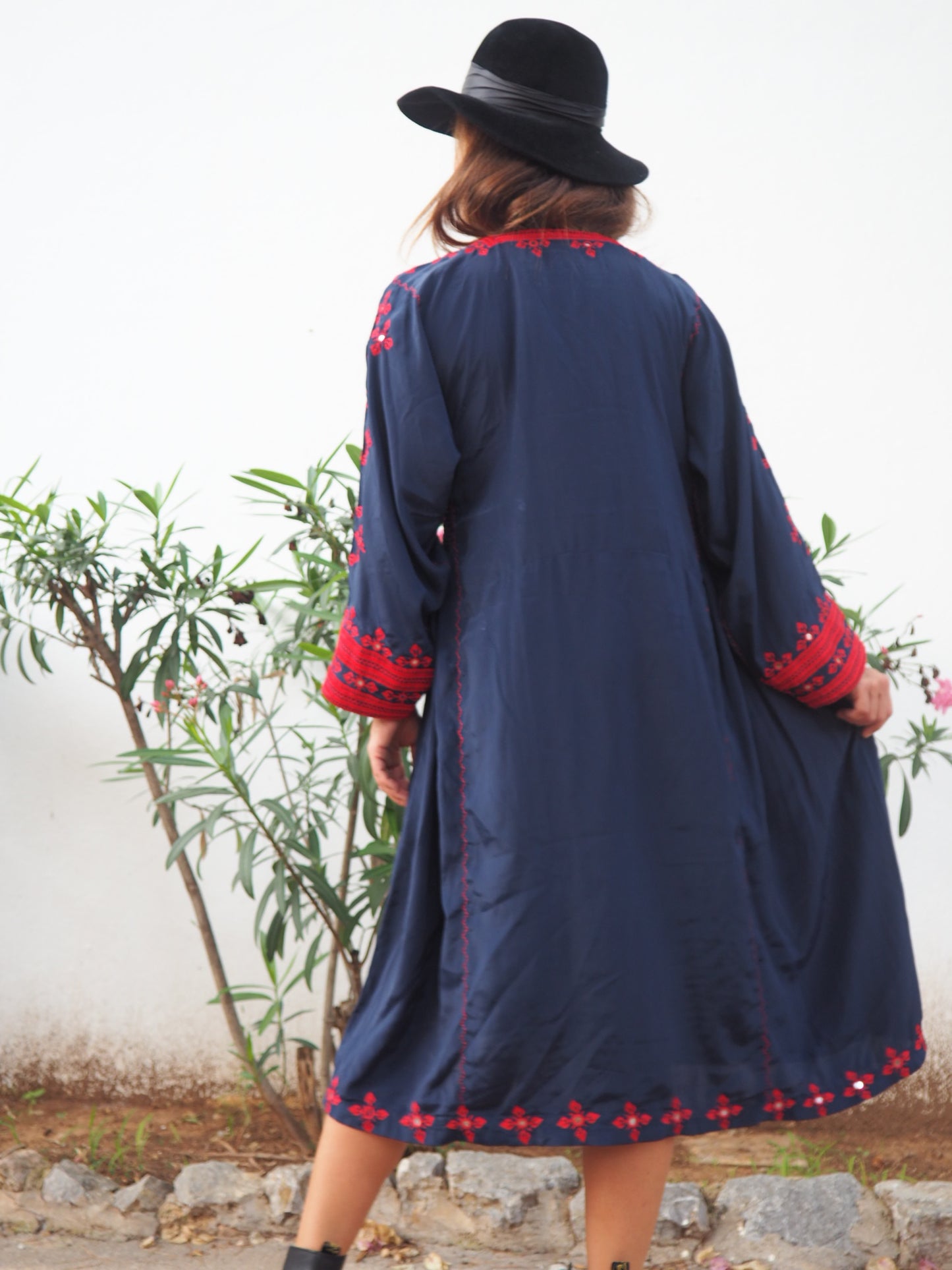 Vintage 1970’s Pakistán hand embroidered Kaftan dress