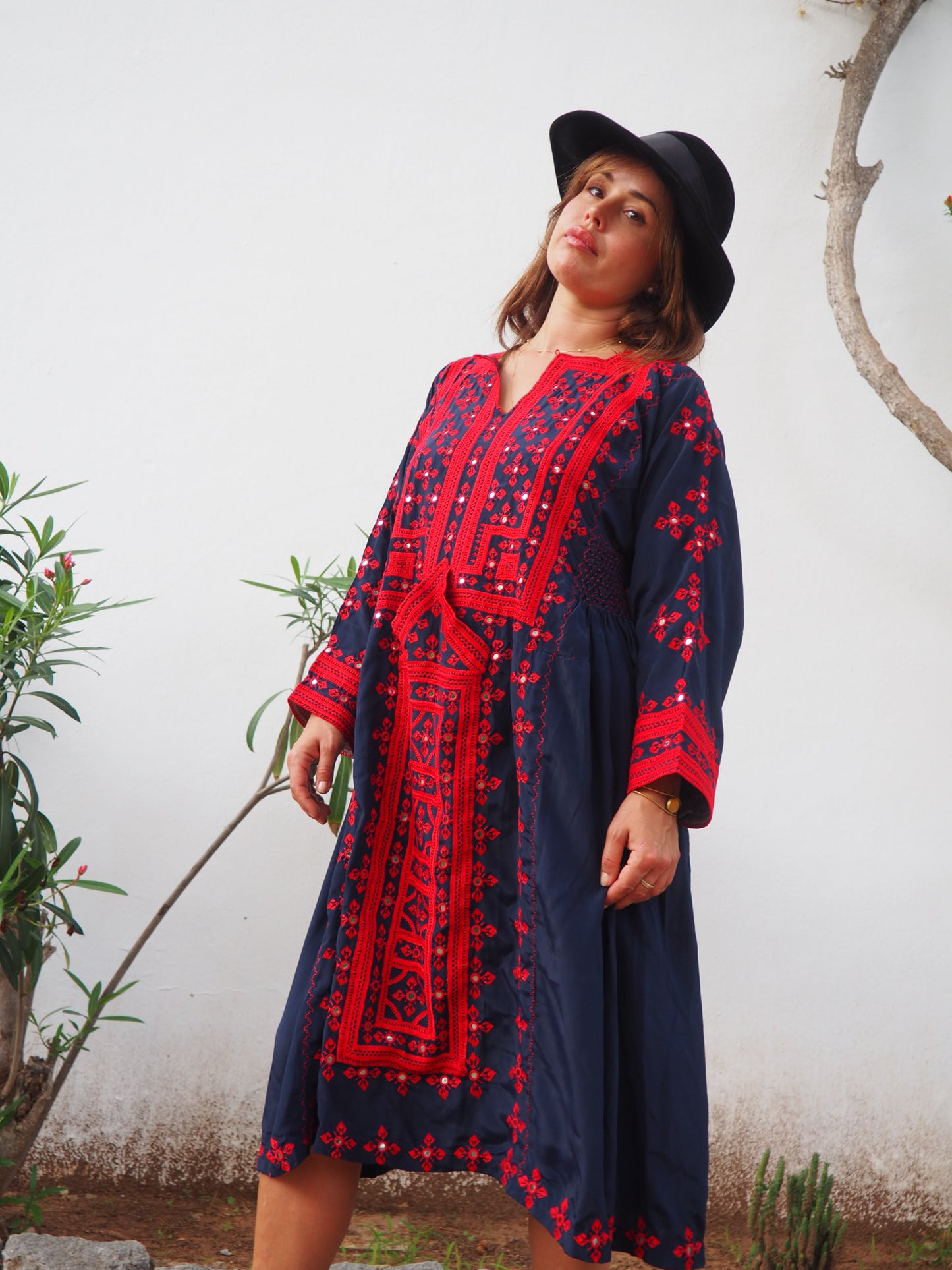 Vintage 1970’s Pakistán hand embroidered Kaftan dress