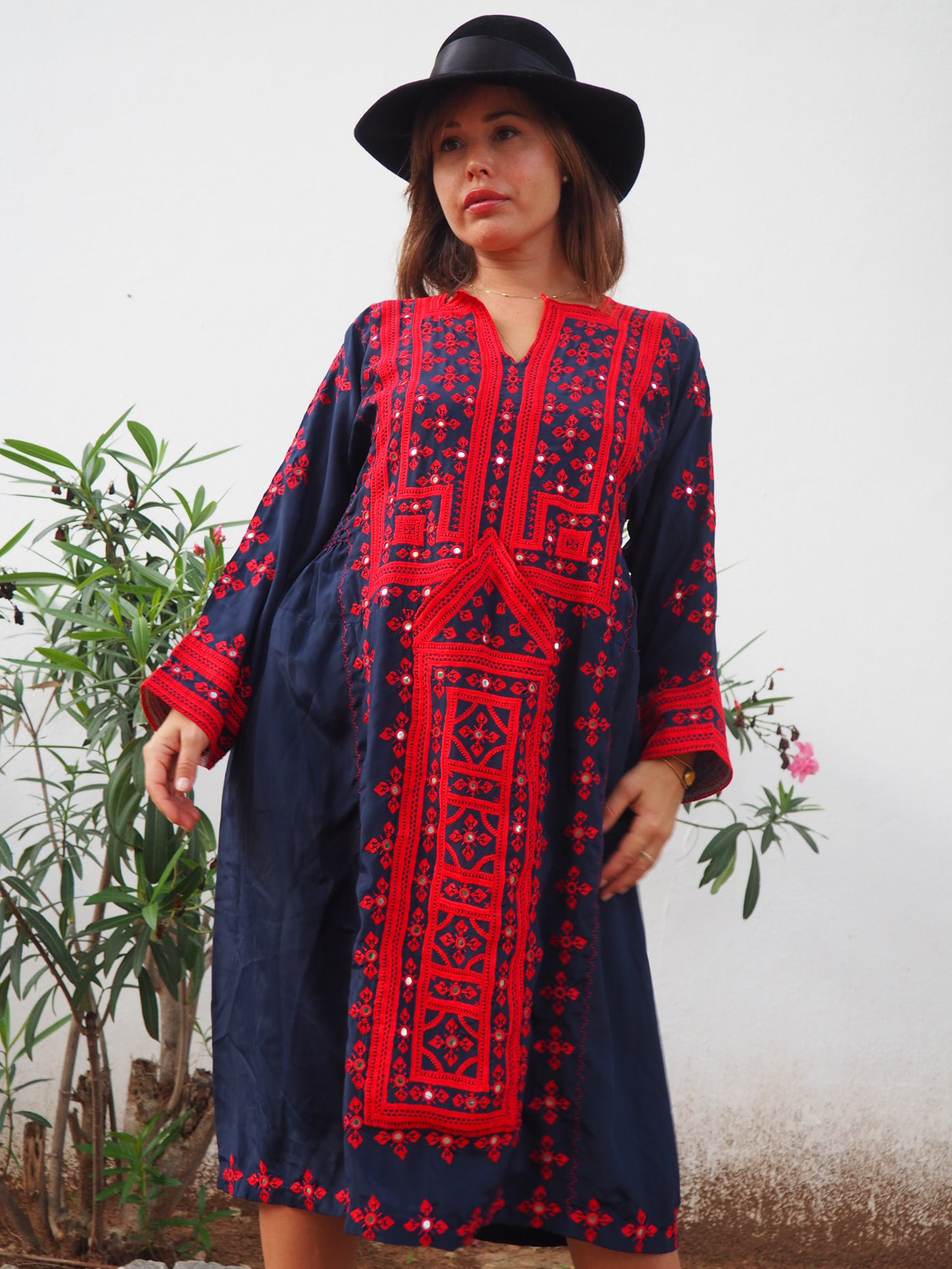 Vintage 1970’s Pakistán hand embroidered Kaftan dress